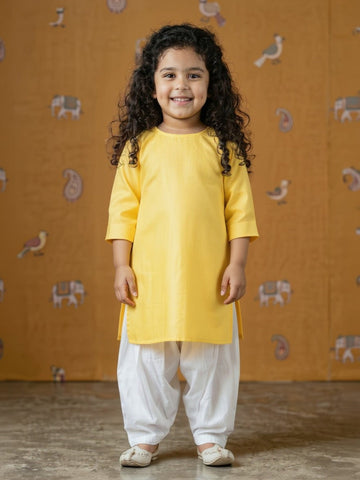 Girls' Yellow Cotton Kurti Set – Solid