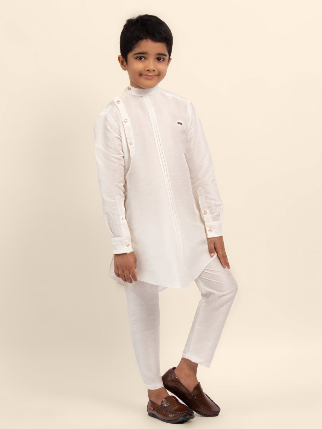 Boys' White Dupion Kurta & Pyjama Set – Asymmetric