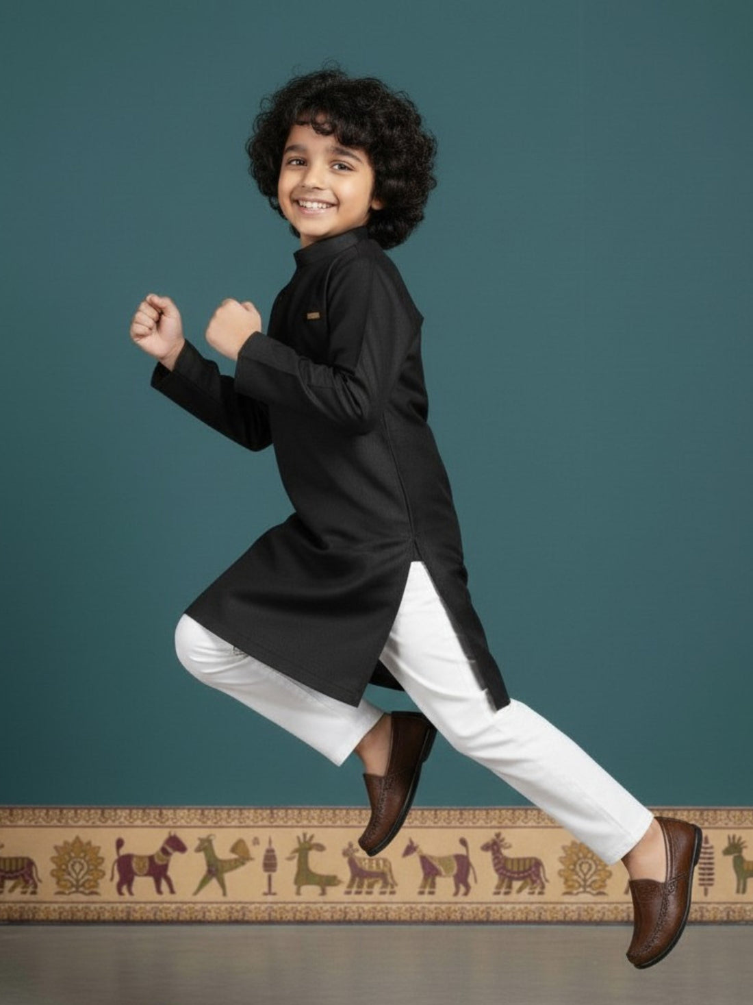 Boys' Black Cotton Kurta Set – Solid & Side Placket